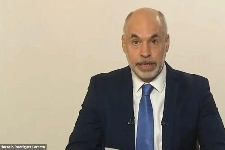 El discurso de Rodríguez Larreta ransmitido por videoconferencia desde su casa ya que permanece aislado tras su viaje a Brasil