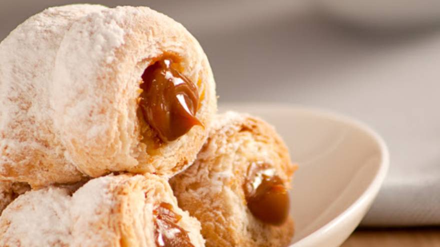 Los cañoncitos de dulde de leche son un clásico y su nombre también tiene una explicación