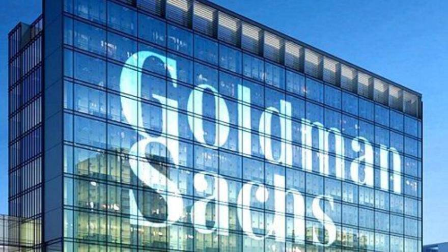 Condenan a 10 años de prisión a exejecutivo de Goldman Sachs