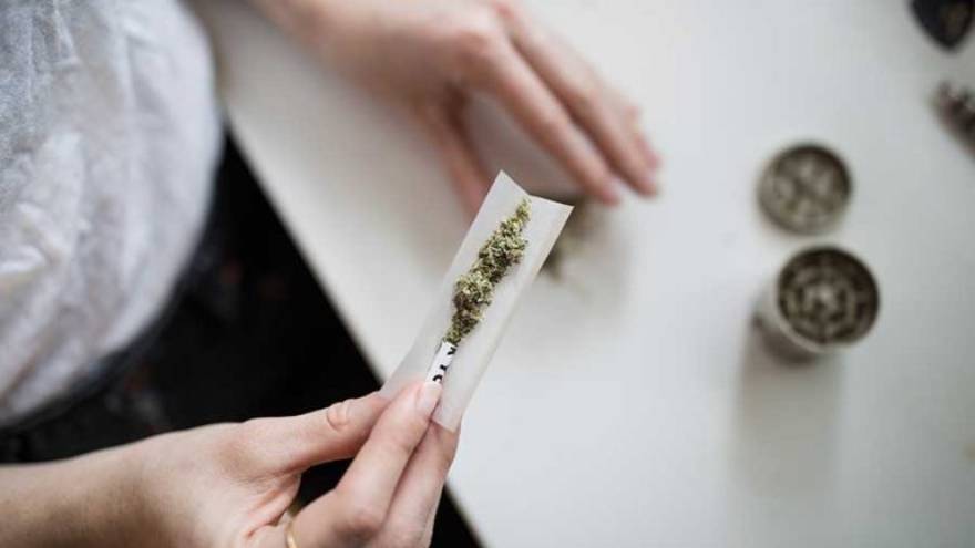Philip Morris, fabricante de Marlboro, observa de cerca el mercado del cannabis
