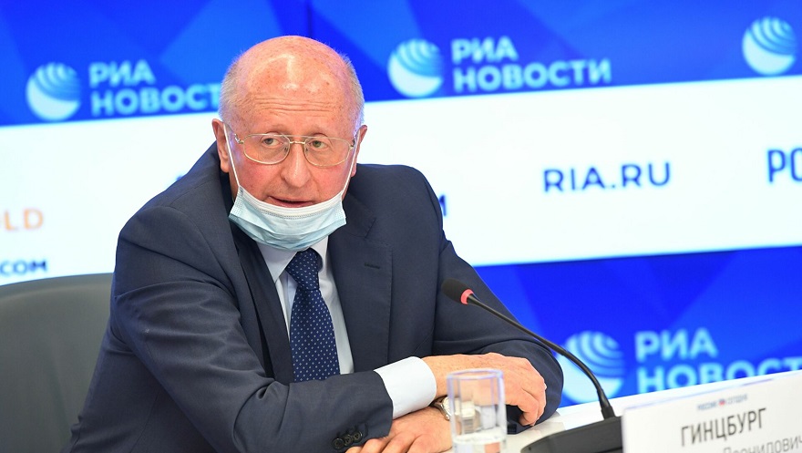 El director del Centro ruso de Epidemiología y Microbiología Nikolái Gamaleya, Alexandr Guíntsburg
