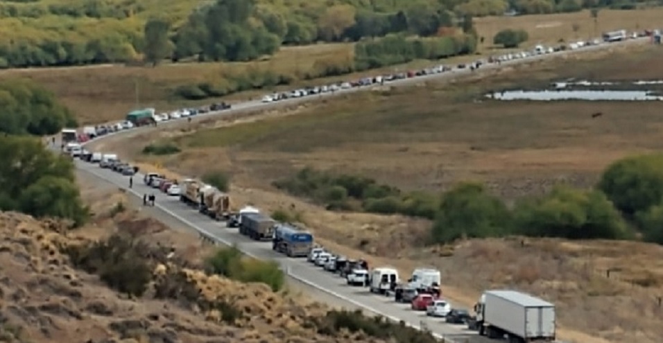 Los camiones no pueden ingresar ni salir de la ciudad