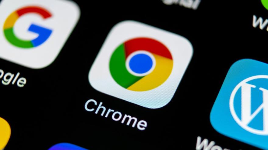 Puoi anche cercare le password in Google Chrome sul tuo cellulare.