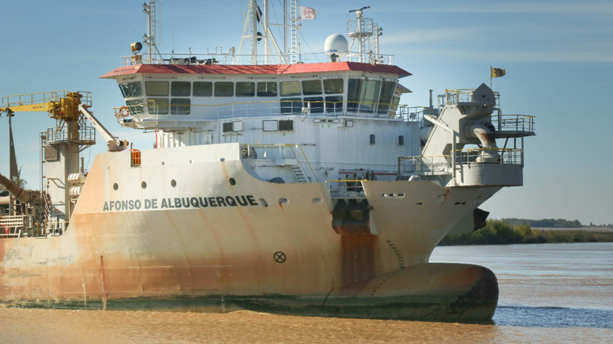 La draga Afondo de Albuquerque de la compañía Jan de Nul.