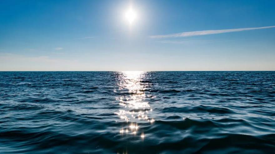 Los expertos señalan que gran parte del calor va a parar a los océanos, cuya temperatura sube