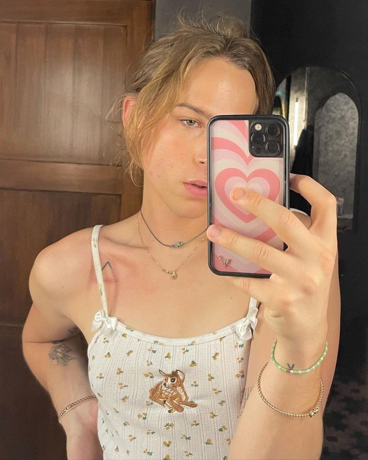 Tommy Dorfman, que hizo de Ryan Shaver en la serie13 Reasons Why, dijo que es una mujer