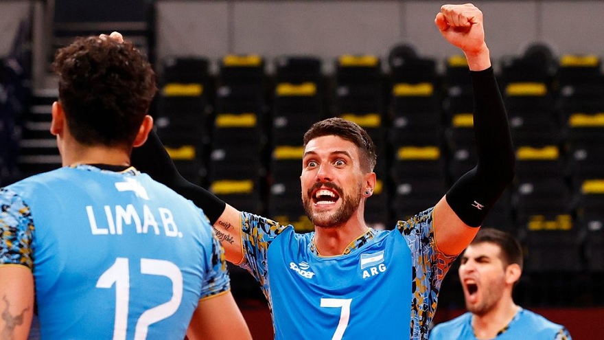 La selección argentina de vóley logró una remontada a puro corazón ante Túnez