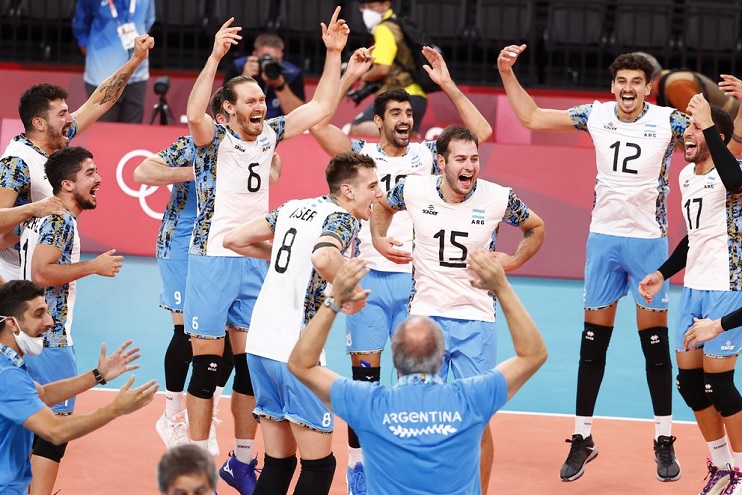 Argentina dio el golpe ante Italia y jugará las semifinales en Tokio 2020