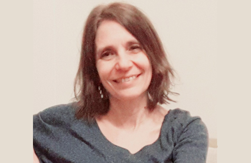 Ivana Templado, economista de FIEL, investigó cómo los ciclos económicos pueden impactar sobre la deserción escolar de forma diferente a la que se suele suponer