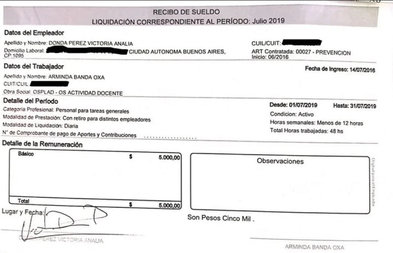 Empleada de Victoria Donda presentó una demanda millonaria