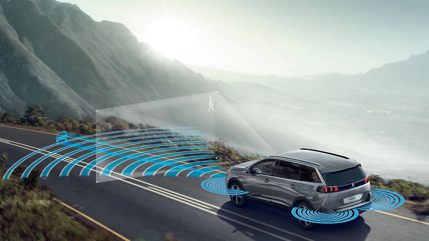 Peugeot 5008 tiene todas las ADAS de seguridad.
