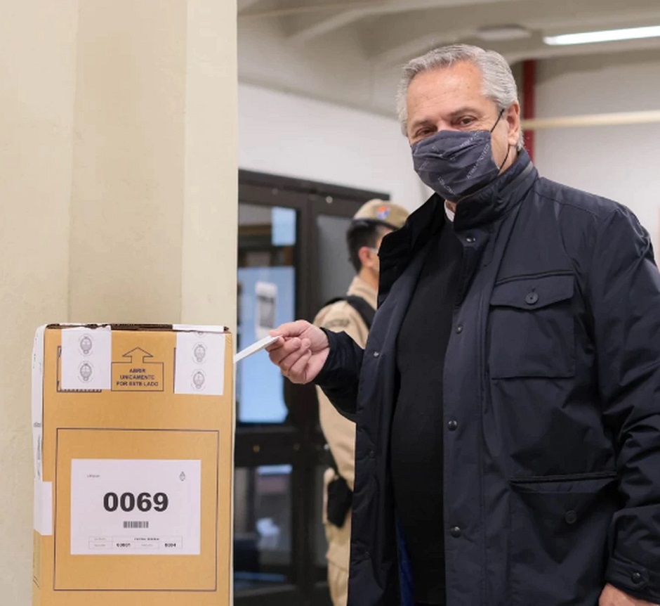 PASO 2021: el voto del presidente Alberto Fernández