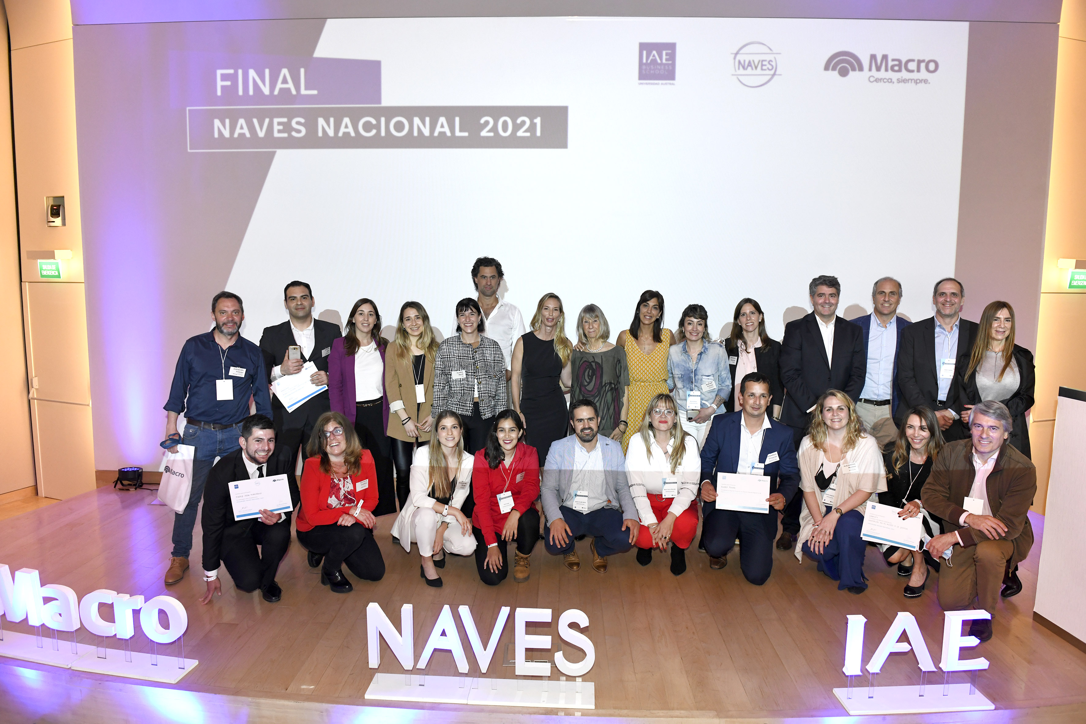 De los 16 finalistas seleccionados, surgieron los ganadores de los premios NAVES.