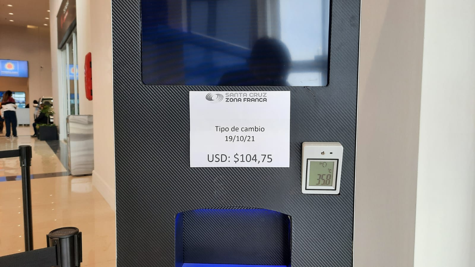 La cotización del dólar en la Zona Franca sería distinta la del oficial. Fuente: TiempoSur