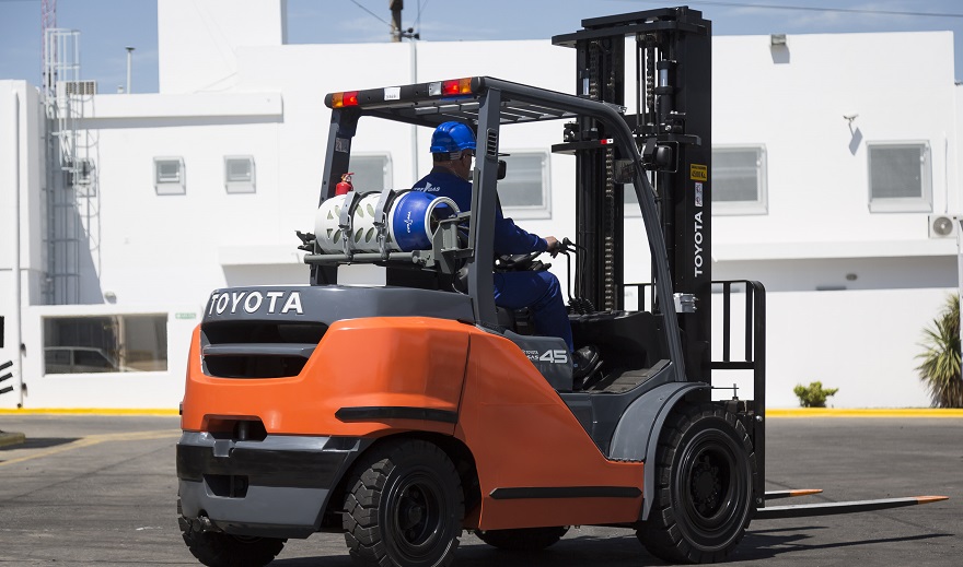 Toyota recomienda a YPF.