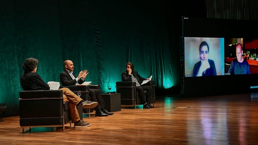 Guzmán mesa de debate