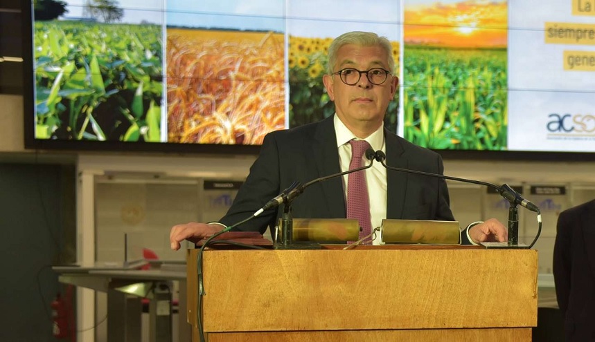 Domínguez prometió que las restricciones a las exportaciones de carne terminarán a fin de año