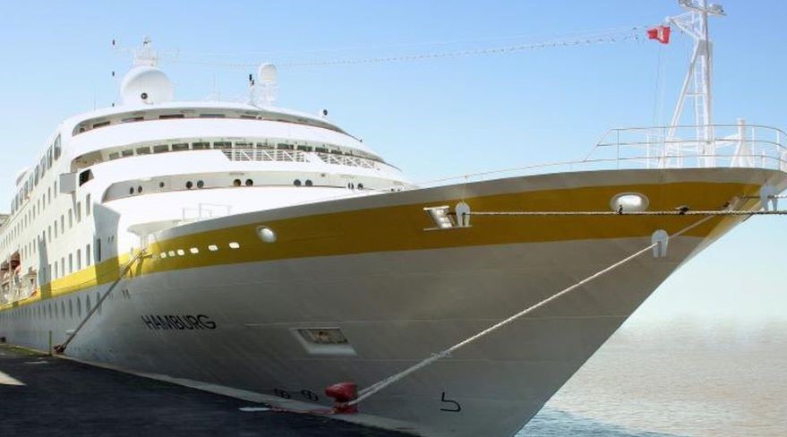 El crucero Hamburg se convirtió en un dolor de cabeza para las autoridades de Salud.