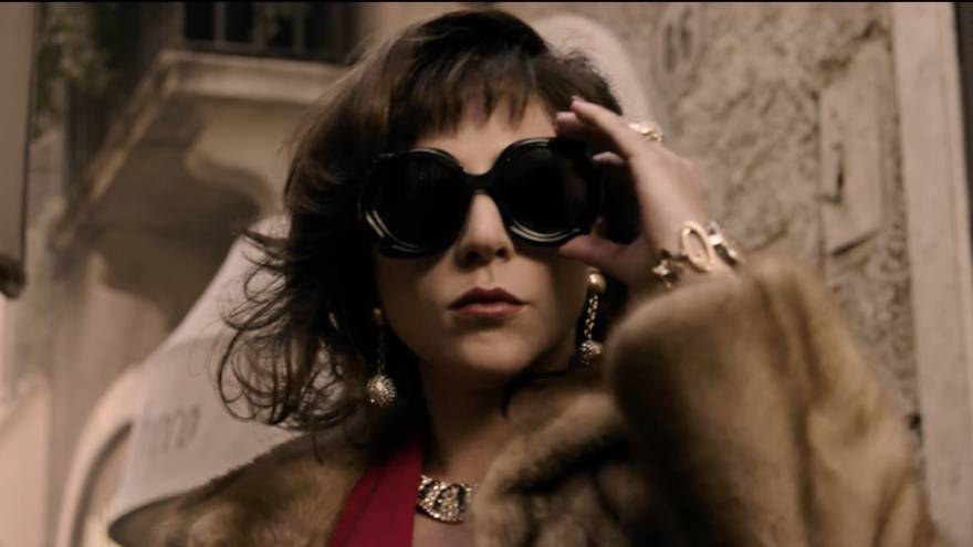 Lady Gaga en el papel de Patricia Reggiani