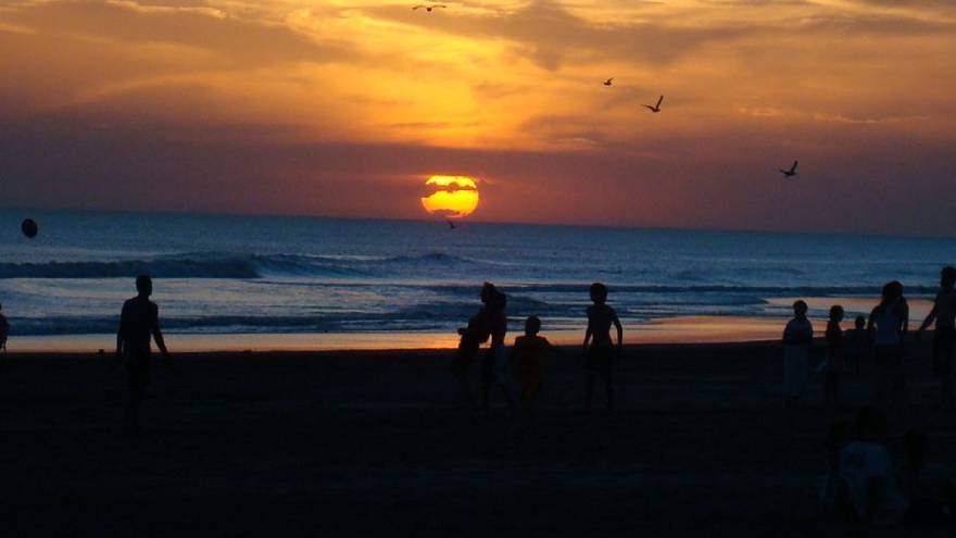 La playa Reta en Claromecó es un destino tranquilo y agradable para vacacionar 