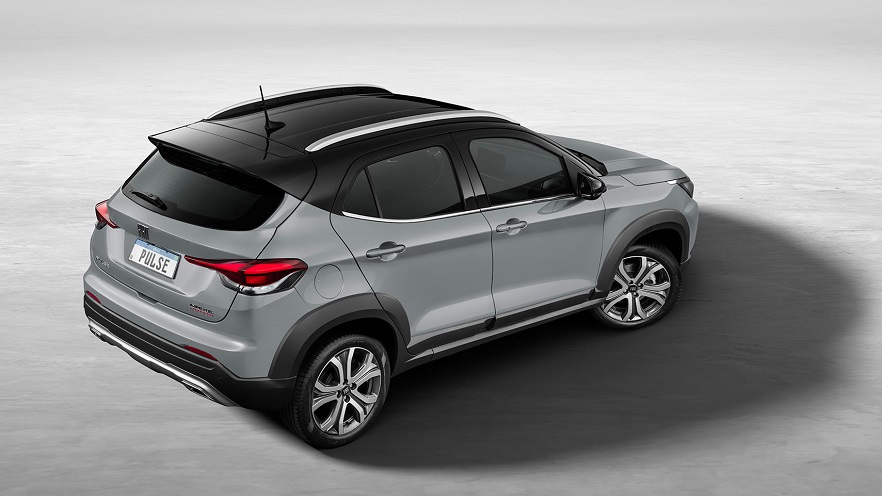 Fiat Pulse, con techo bitono.