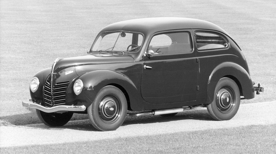 El Ford Taunus de 1939, muy diferente a su versión final.