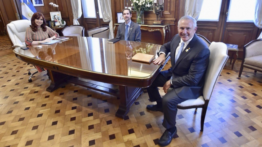 La reunión de Cristina Kirchner con el embajador estadounidense, Marc Stanley, fue la ocasión aprovechada por Cristina Kirchner para dar a conocer el proyecto contra la