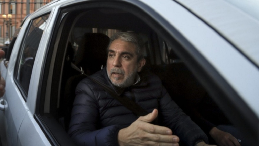 Aníbal Fernández reveló que puso a disposición su renuncia pero el Presidente la rechazó