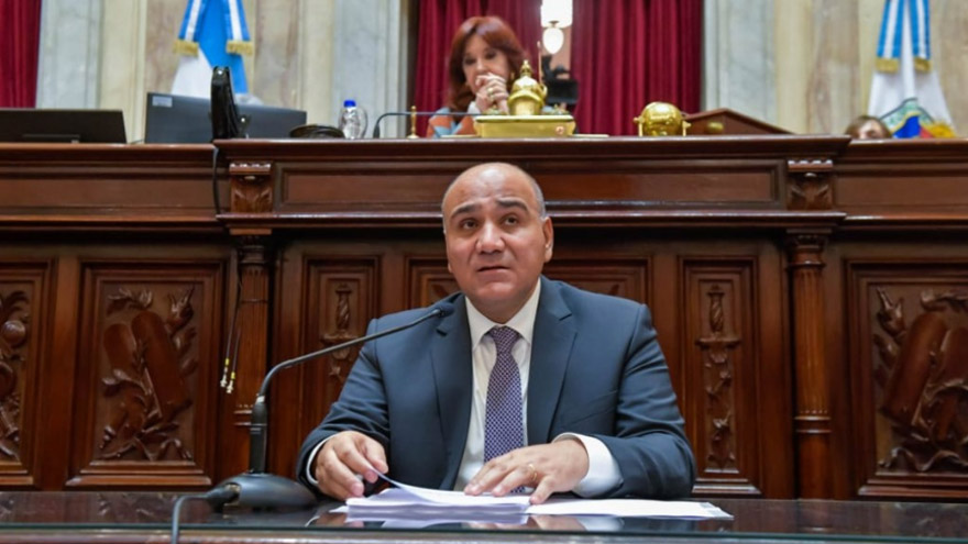 Juan Manzur se mostró a favor de rediscutir el reparto de subsidios al transporte de pasajeros