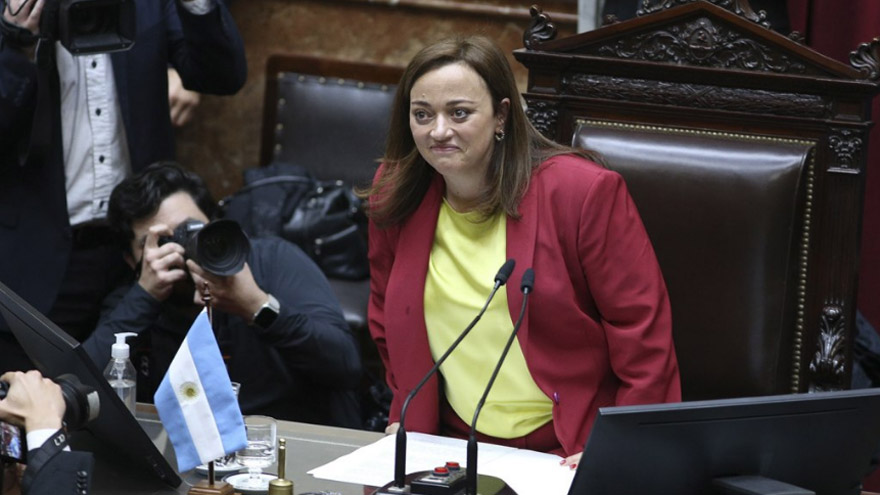 Cecilia Moreau quedó a cargo de la presidencia de la Cámara de Diputados.