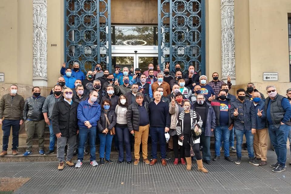 El organismo que nucléa a los estatales bonaerenses buscan reabrir sus paritarias para compensar la pérdida