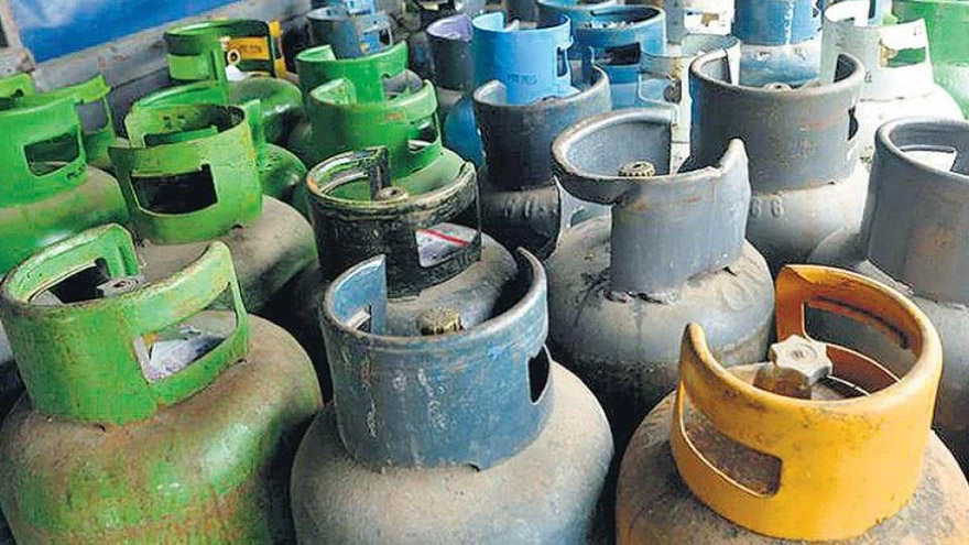 Garrafas: recortan los subsidios del 80% al 23% a 3,6 millones de hogares de bajos recursos 