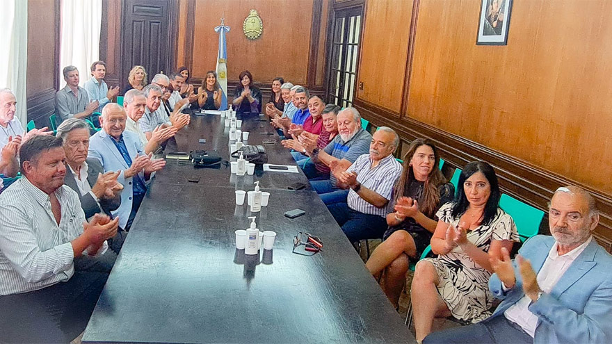 En la reunión de este lunes se selló la paritaria de la UOM.