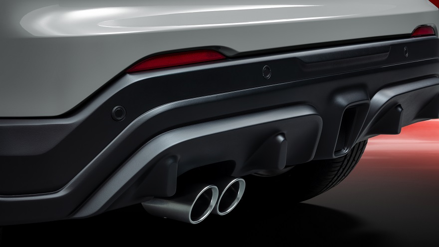 La doble salida de escape refuerza la deportividad del Abarth.