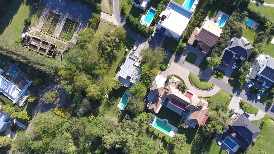 Vista del Country Abril.