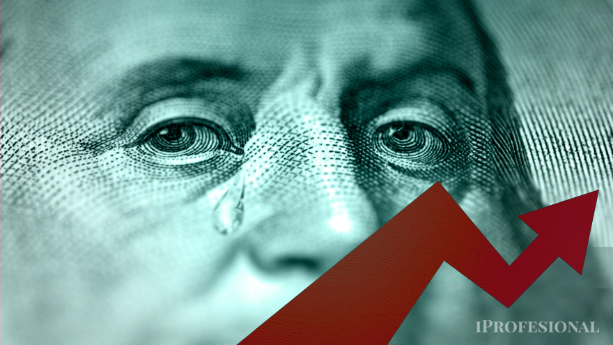 Para analistas, un eventual desdoblamiento cambiario podría recalentar más la brecha cambiaria