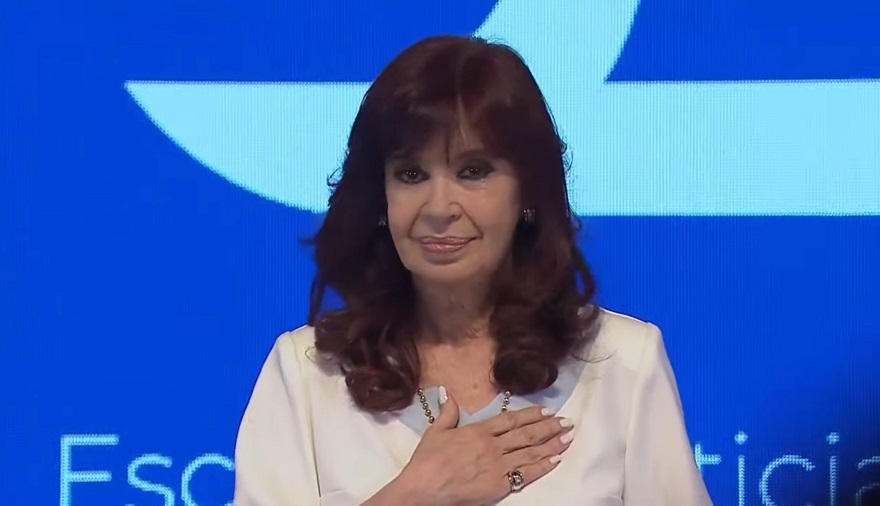 En un reciente acto en La Plata, Cristina Kirchner argumentó que la aceleración del crawling peg es un factor inflacionario en sí mismo