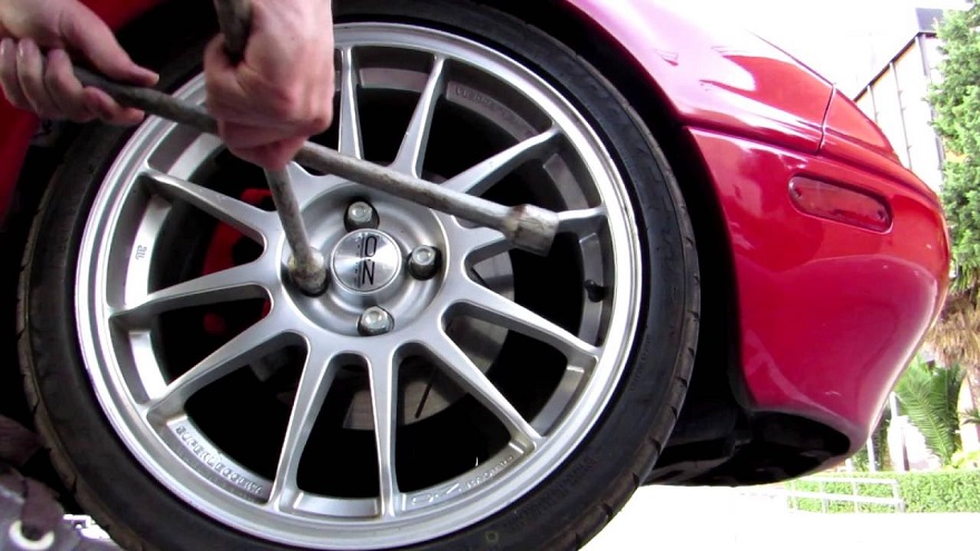 Los neumáticos son algunas de las piezas del auto más robadas.