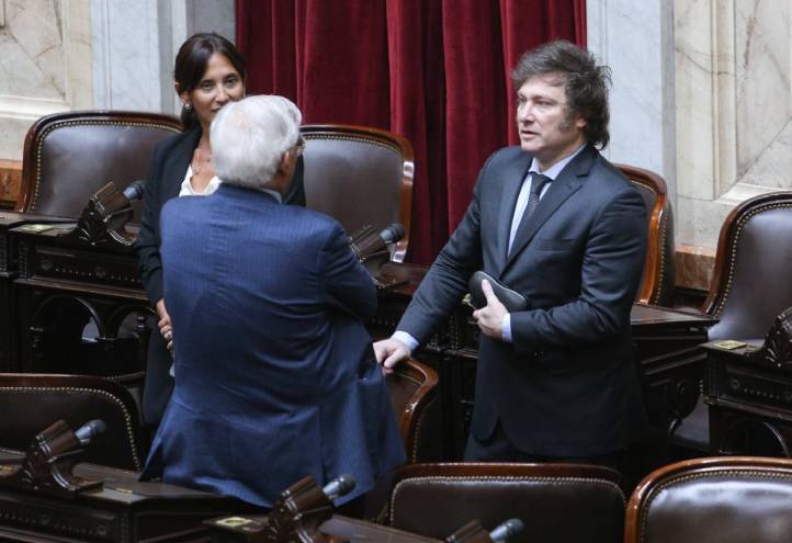 La intención es que la ceremonia de jura en el Congreso de la Nación inicie a las 11
