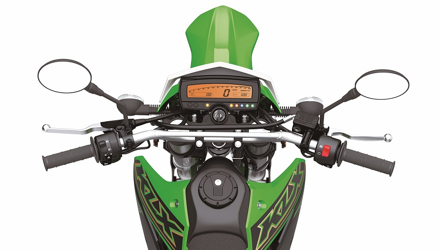 Kawasaki tiene óptica según la versión.