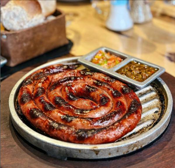 Todo a la parrilla en Puerto Madero. 