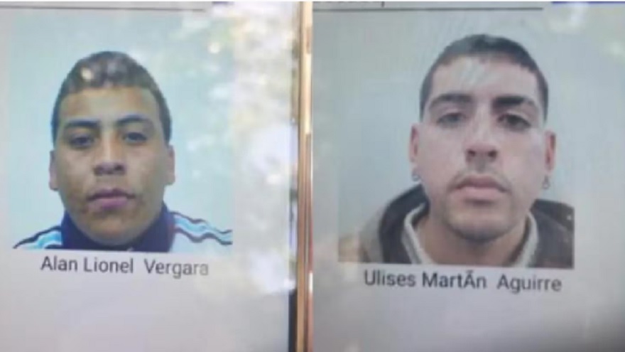 Los dos delincuentes que iban en el Toyota Corolla y son intensamente buscados