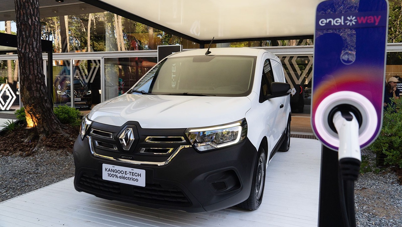 Renault Kangoo E-Tech, lanzamiento en breve en Argentina.