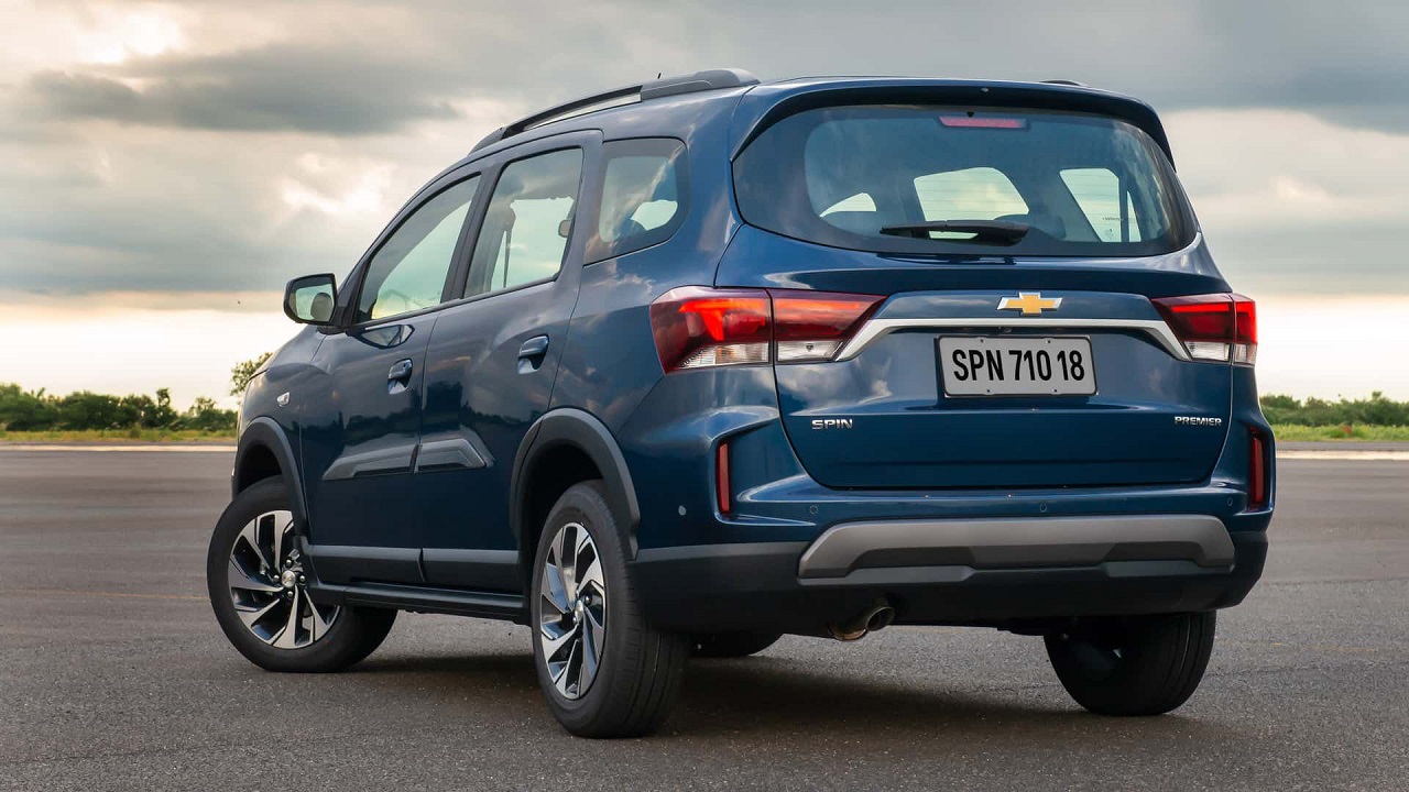 El Chevrolet Spin tiene gran espacio en el baúl desplazando las butacas.