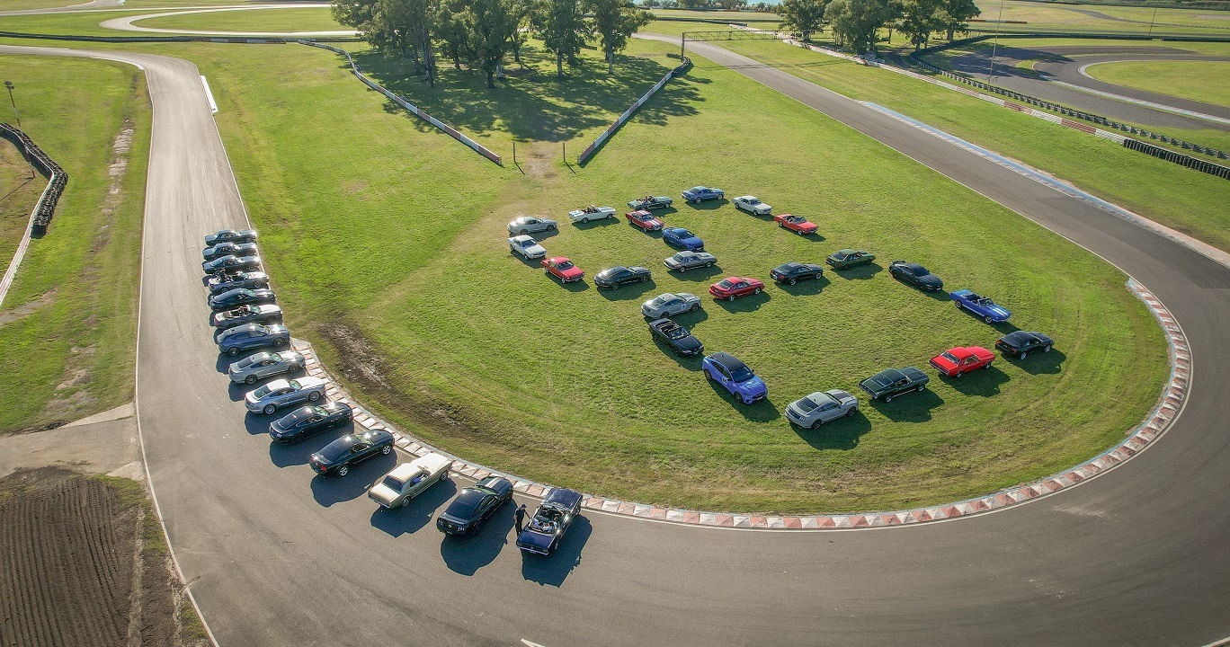 Los 60 años del Mustang en el Autódromo de Buenos Aires.