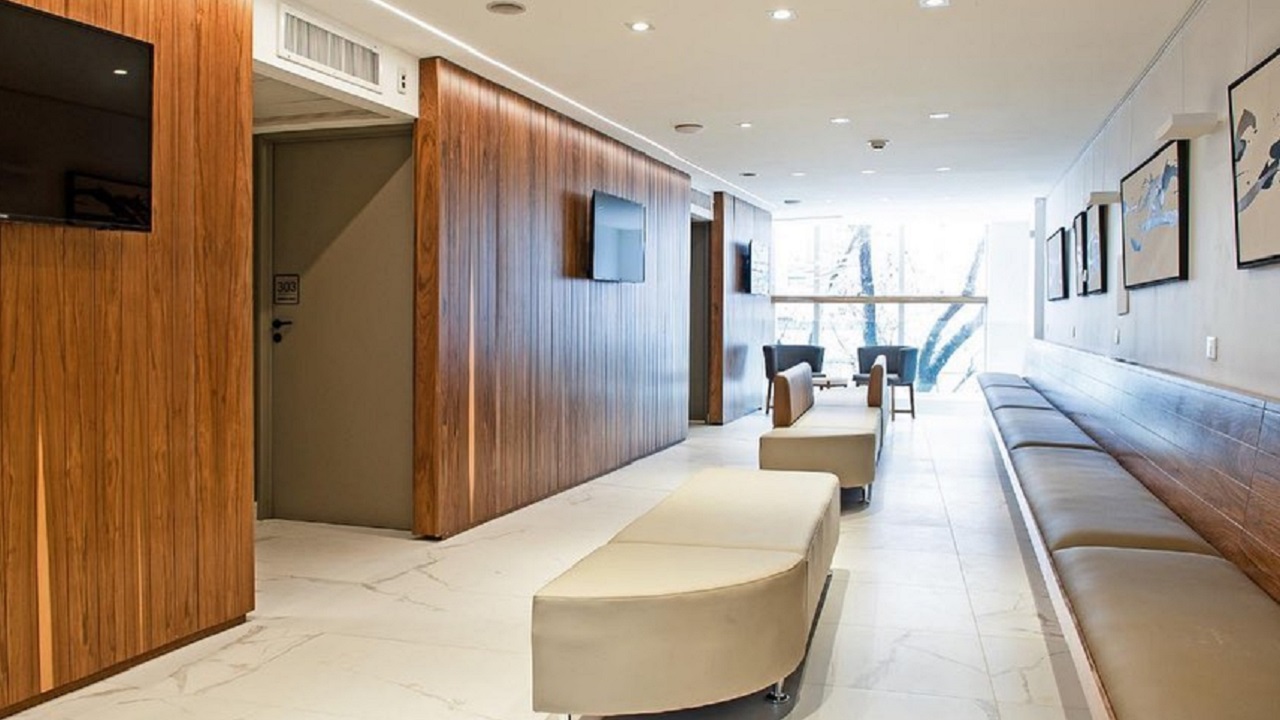 Actualmente, el Sanatorio cuenta con más de 15.000 m² de infraestructura y servicios