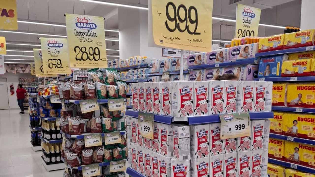 Reabrió Supercoop, un supermercado emblema de los años 80
