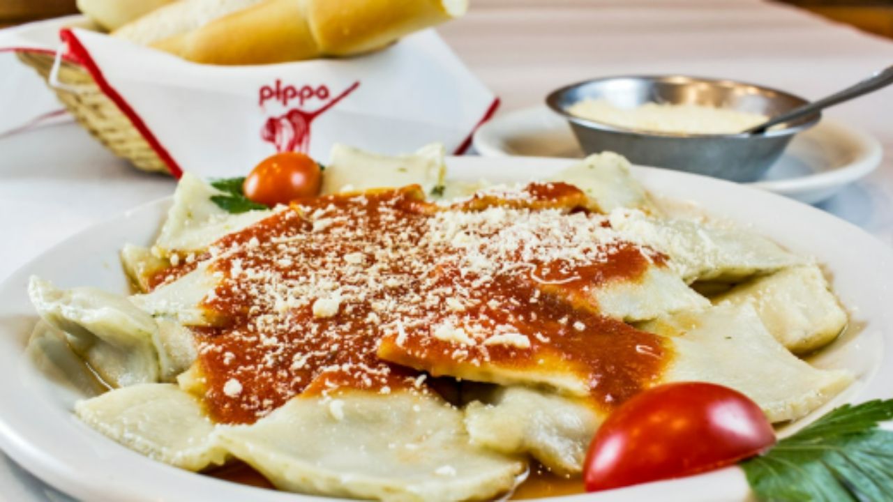 Las pastas son la especialidad de Pippo, el bodegón más barato del centro porteño