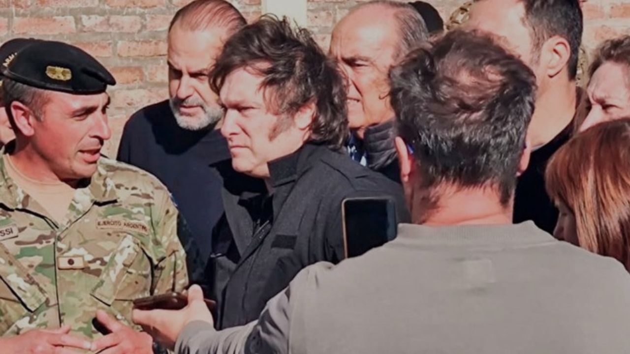 Este miércoles a primera hora, el presidente Milei viajó a la ciudad de Bahía Blanca