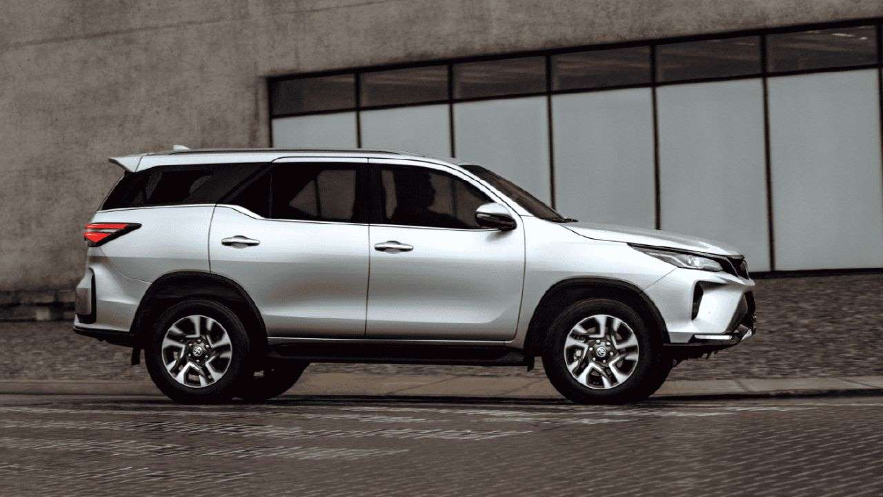 Toyota SW4, el SUV grande, sale más barato que la Amarok full.